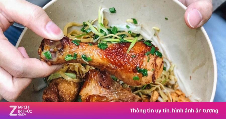 Hủ tiếu bò viên quận 7 thơm ngon nóng hổi với đầy đủ topping hấp dẫn