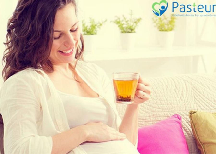 Bà bầu cần cẩn thận khi ăn kem Mixue để đảm bảo an toàn cho thai nhi