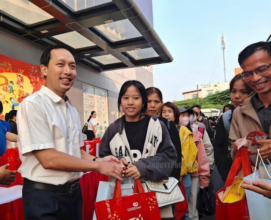 Co.opmart Đông Hà hoạt động cộng đồng, thiện nguyện, trách nhiệm xã hội.