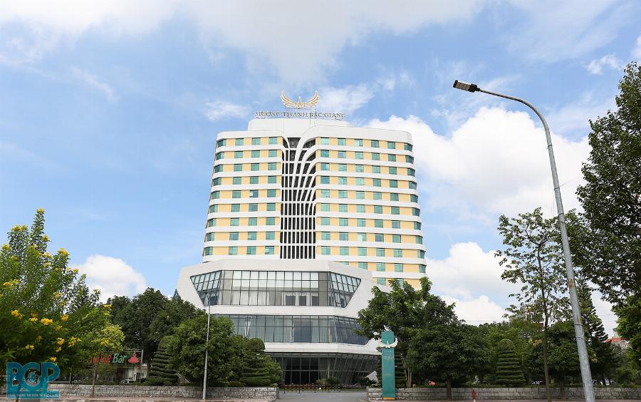 Massage Nhạc Dương Lầu Bình Chánh: Đánh Giá Chi Tiết Từ Chuyên Gia