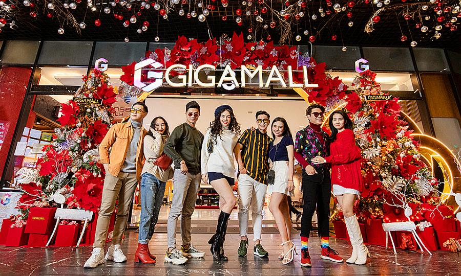 Kệ trưng bày các mẫu giày Aldo nam nữ mới nhất tại cửa hàng Sense City Cần Thơ, đa dạng kiểu dáng