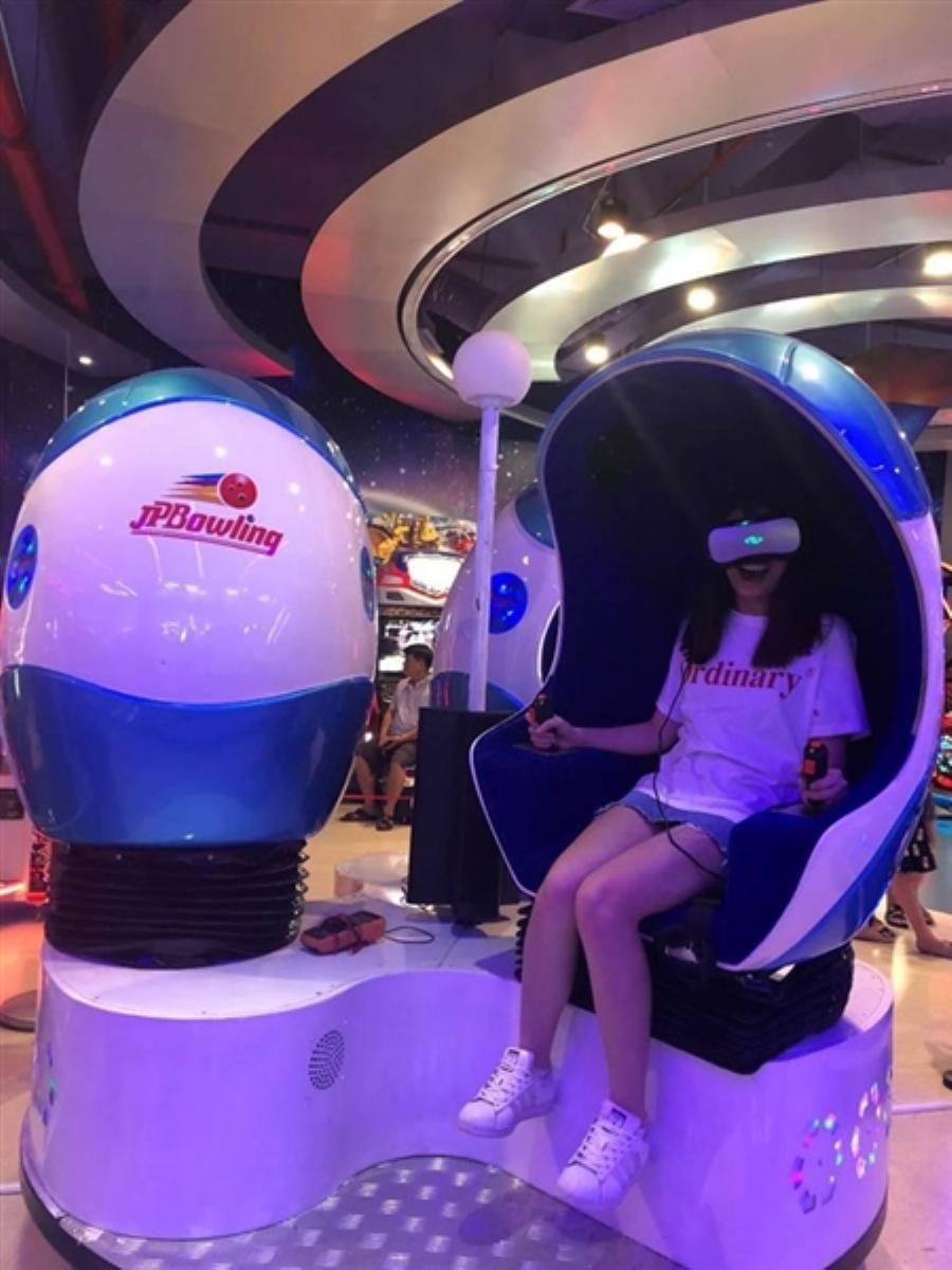 Không gian mua sắm rộng rãi và hiện đại bên trong Gigamall