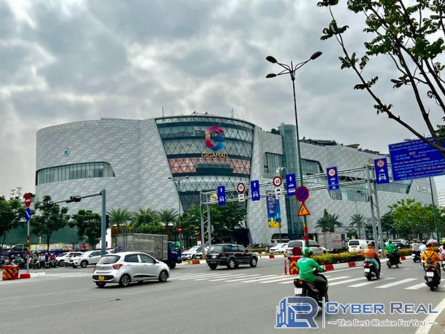 Gigamall Quận 2 kiến trúc độc đáo, ấn tượng với thiết kế hiện đại và không gian xanh.