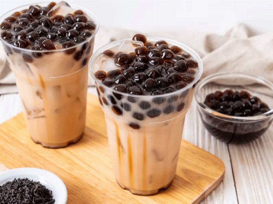 Thay thế topping Oreo bằng trái cây tươi để giảm lượng calo trong kem Mixue.