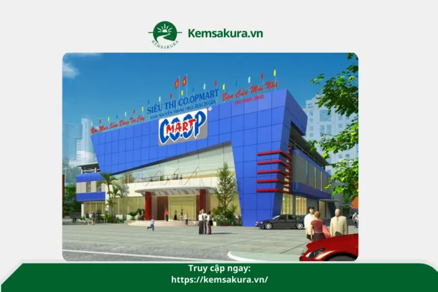 Không gian mua sắm thoải mái và sạch sẽ tại Co.opmart Hậu Giang