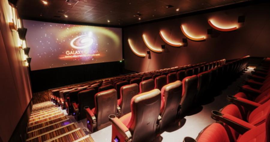 Giao diện ứng dụng CGV hiển thị lịch chiếu phim Sense City Cà Mau mới nhất