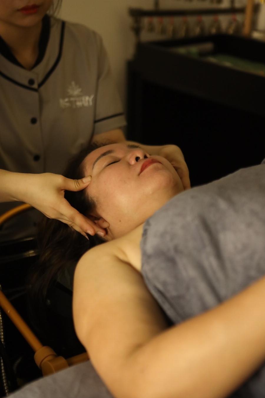 Massage Thu Quỳnh Quận 12: Đánh Giá Chi Tiết Dịch Vụ &amp; Trải Nghiệm