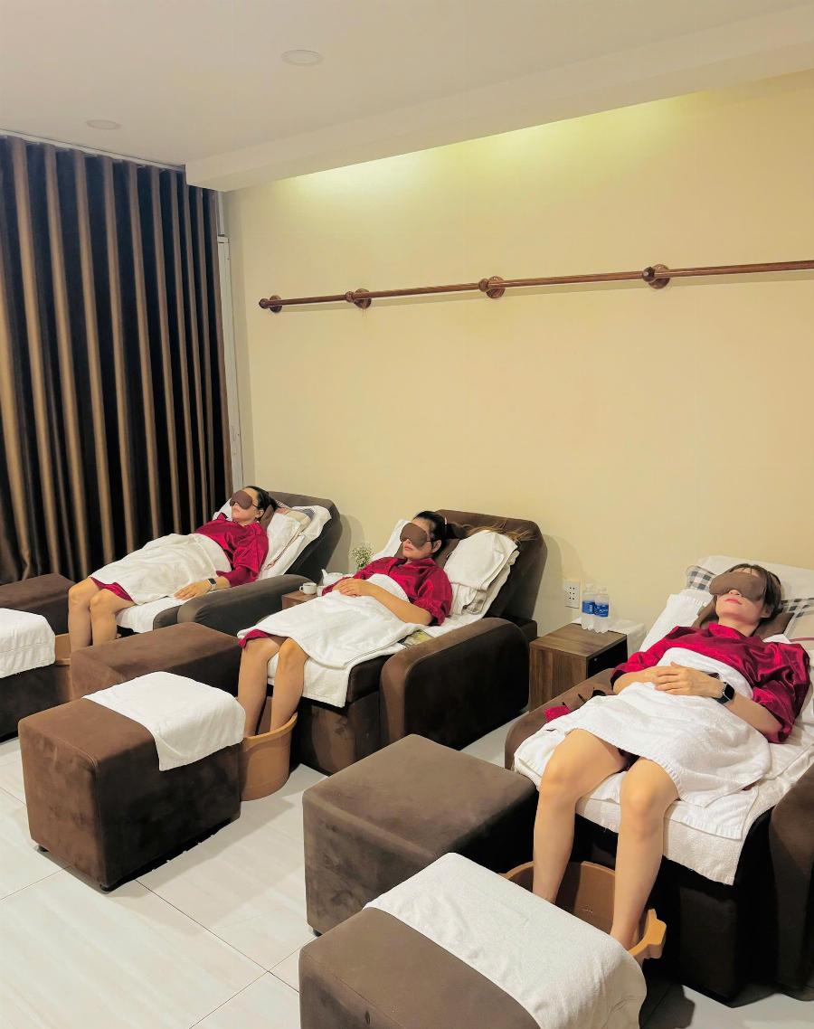 Massage Cổ Vai Gáy Quận 12: Bí Quyết Chọn Nơi Uy Tín, Hiệu Quả