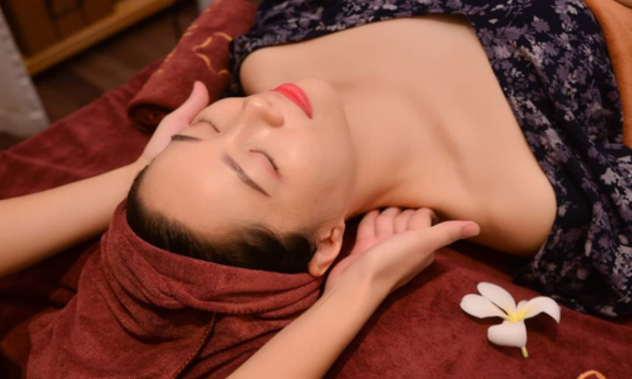 Massage chăm sóc sức khỏe tại spa Lê Văn Lương Nhà Bè
