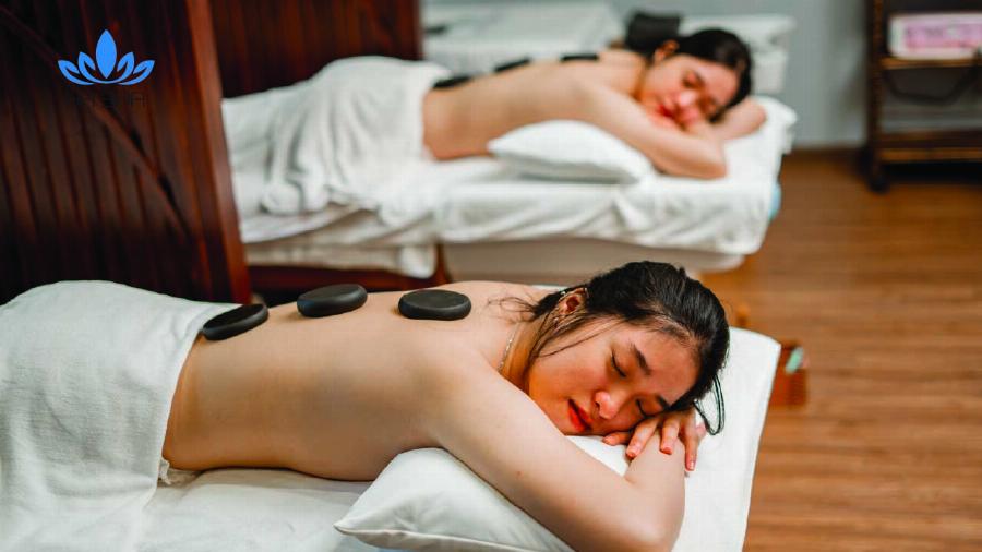 massage vmax quận 5 không gian thiết kế sang trọng ấm cúng