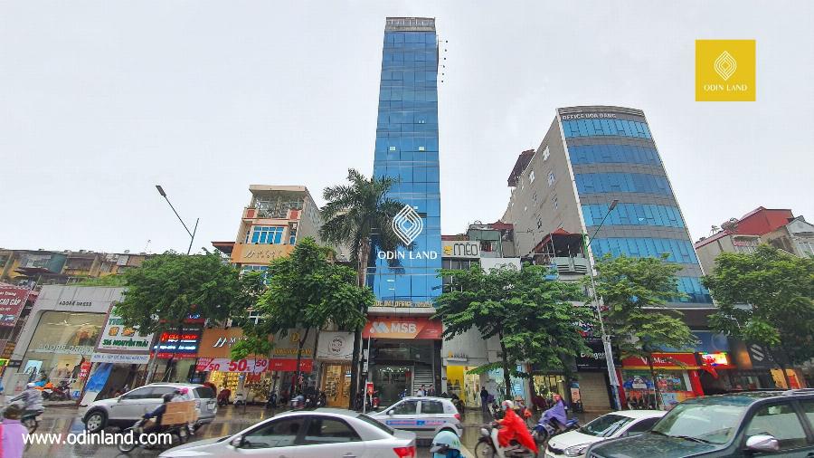 Mixue Nguyễn Trãi vị trí thuận lợi gần trường học và giao thông công cộng