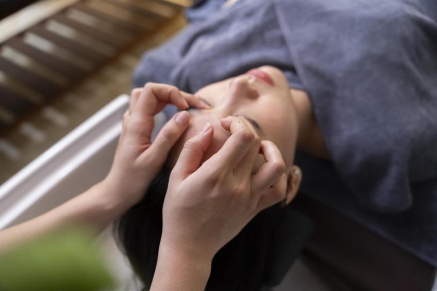 Massage Bầu Quận 7: Top 5 Địa Chỉ Uy Tín, Giảm Đau Nhức Hiệu Quả