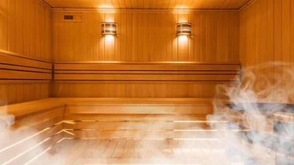 Hình ảnh một phòng xông hơi tại Spa B, có thể nhấn mạnh không gian truyền thống hoặc yếu tố thảo dược